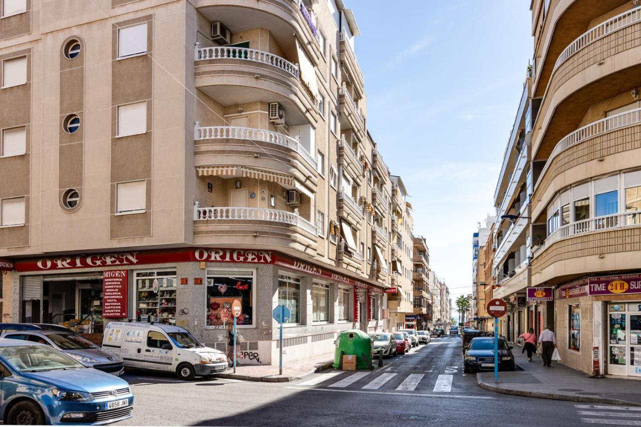 Apartamento Caballero De Rodas Torrevieja Eksteriør bilde