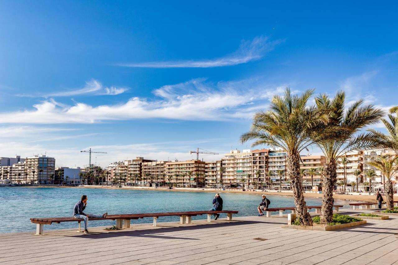 Apartamento Caballero De Rodas Torrevieja Eksteriør bilde