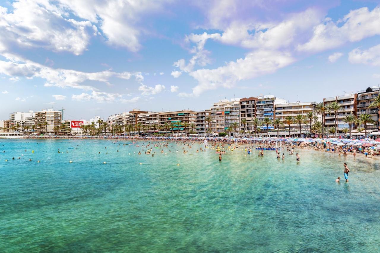 Apartamento Caballero De Rodas Torrevieja Eksteriør bilde