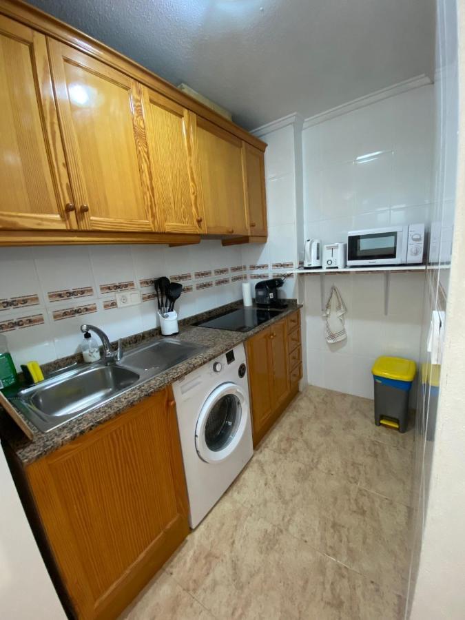 Apartamento Caballero De Rodas Torrevieja Eksteriør bilde