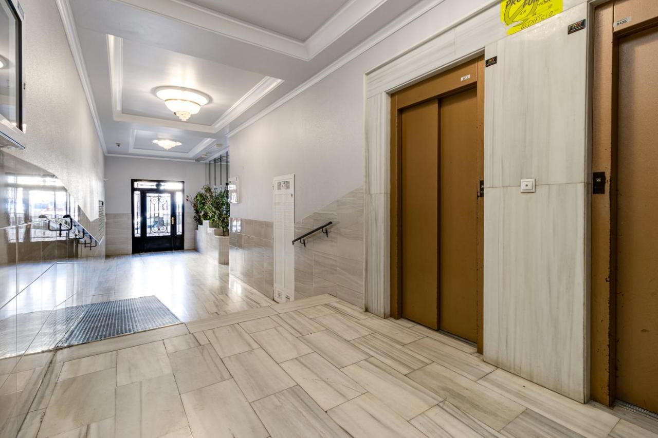 Apartamento Caballero De Rodas Torrevieja Eksteriør bilde
